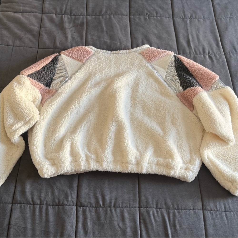 Free People Cream Sherpa Zip Up With Pink Geometric Patterned Shoulders - Picture 7 of 11